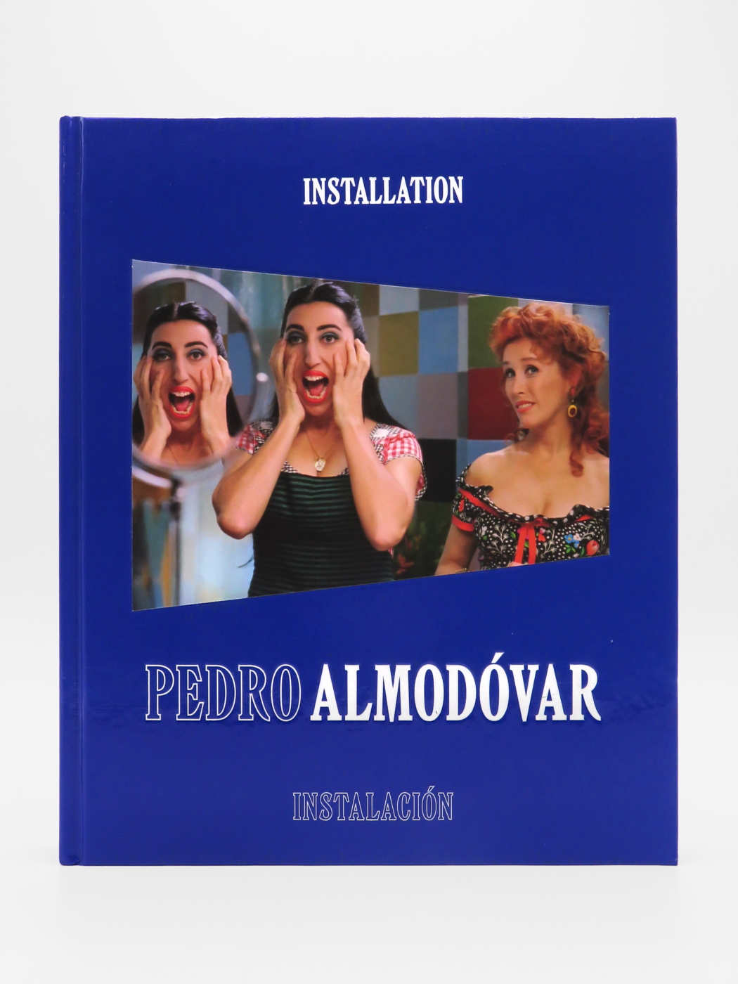 Pedro Almodóvar, Installation/Instalación